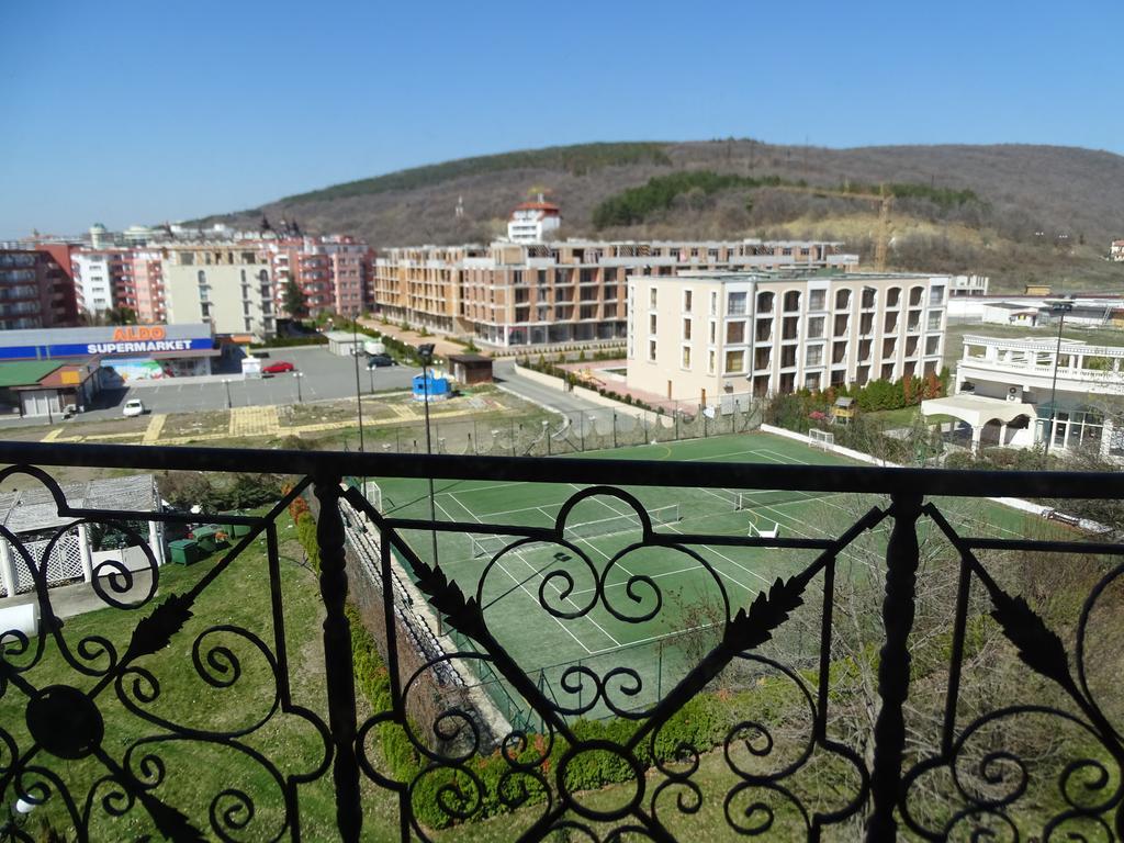 Elenite Private Apartments 엘레니테 외부 사진