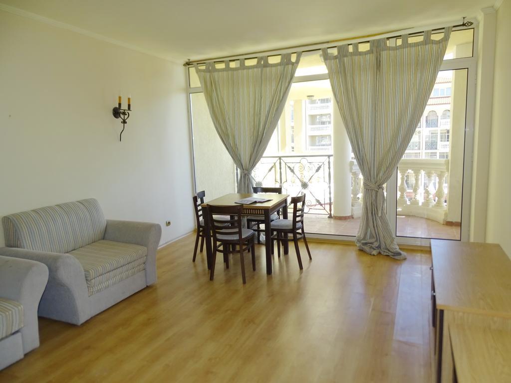 Elenite Private Apartments 엘레니테 외부 사진