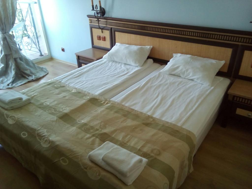 Elenite Private Apartments 엘레니테 외부 사진