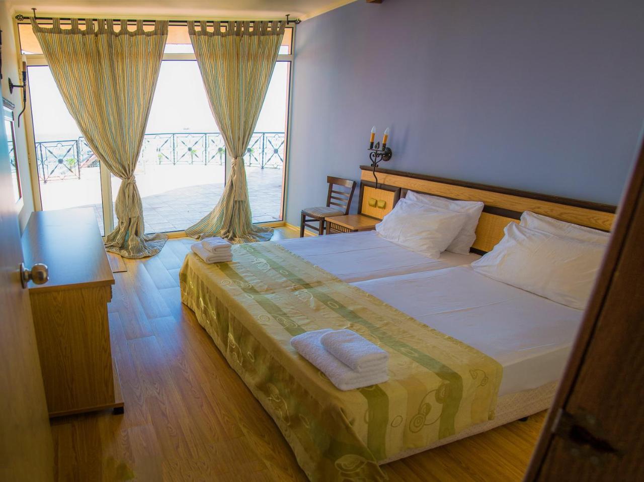 Elenite Private Apartments 엘레니테 외부 사진