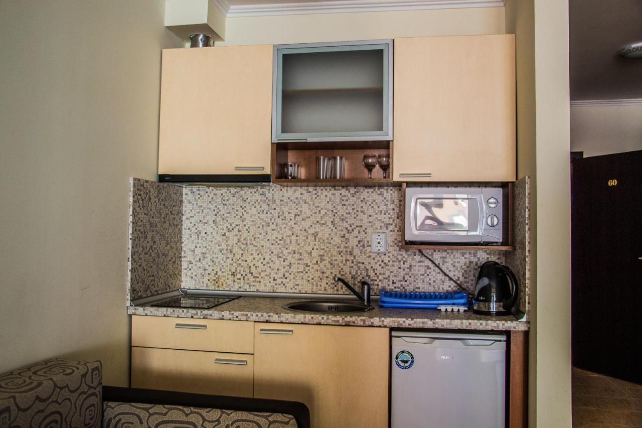 Elenite Private Apartments 엘레니테 외부 사진
