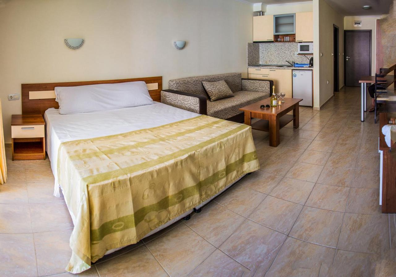 Elenite Private Apartments 엘레니테 외부 사진